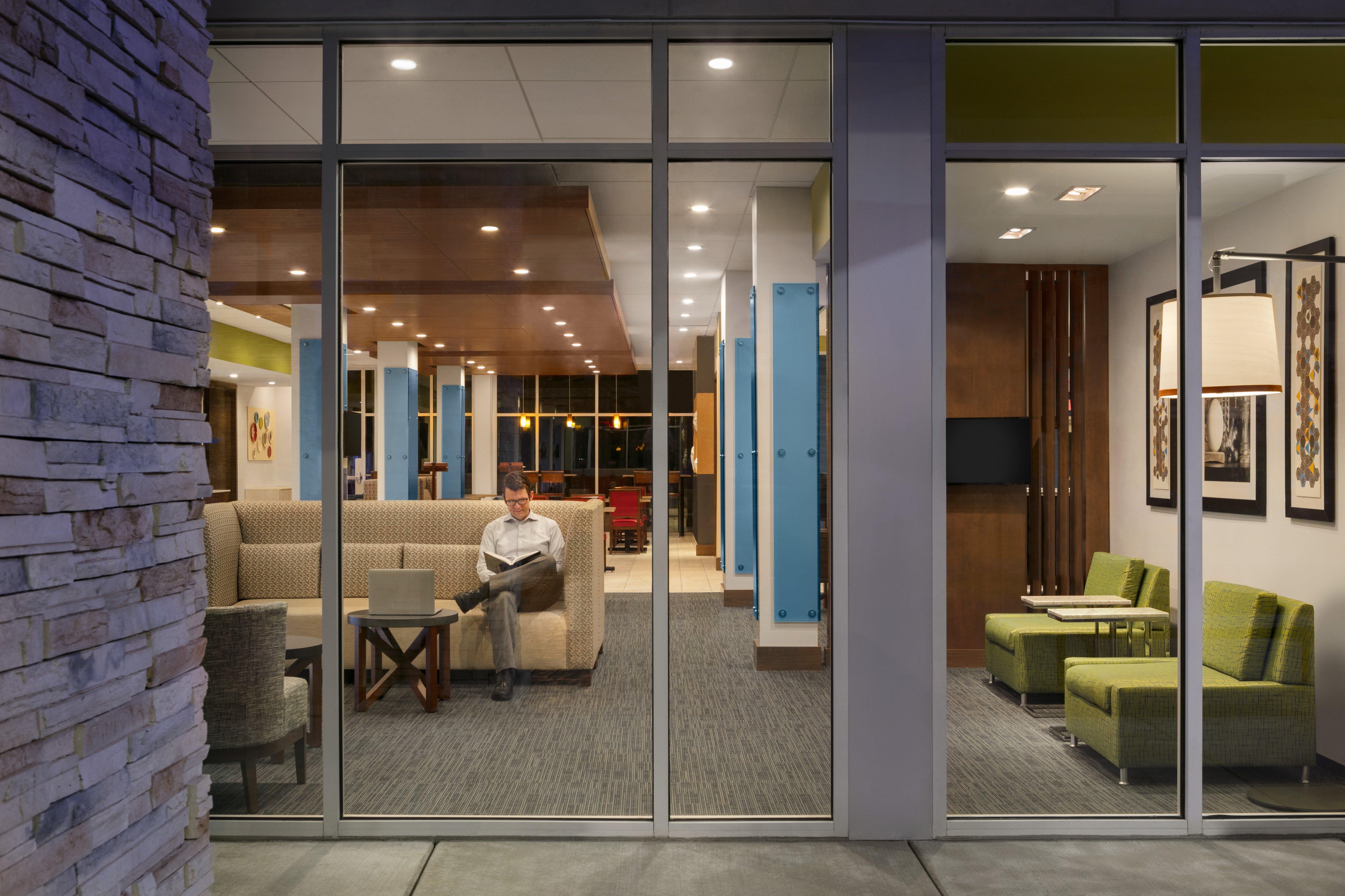 Holiday Inn Express & Suites Salisbury By Ihg Екстер'єр фото