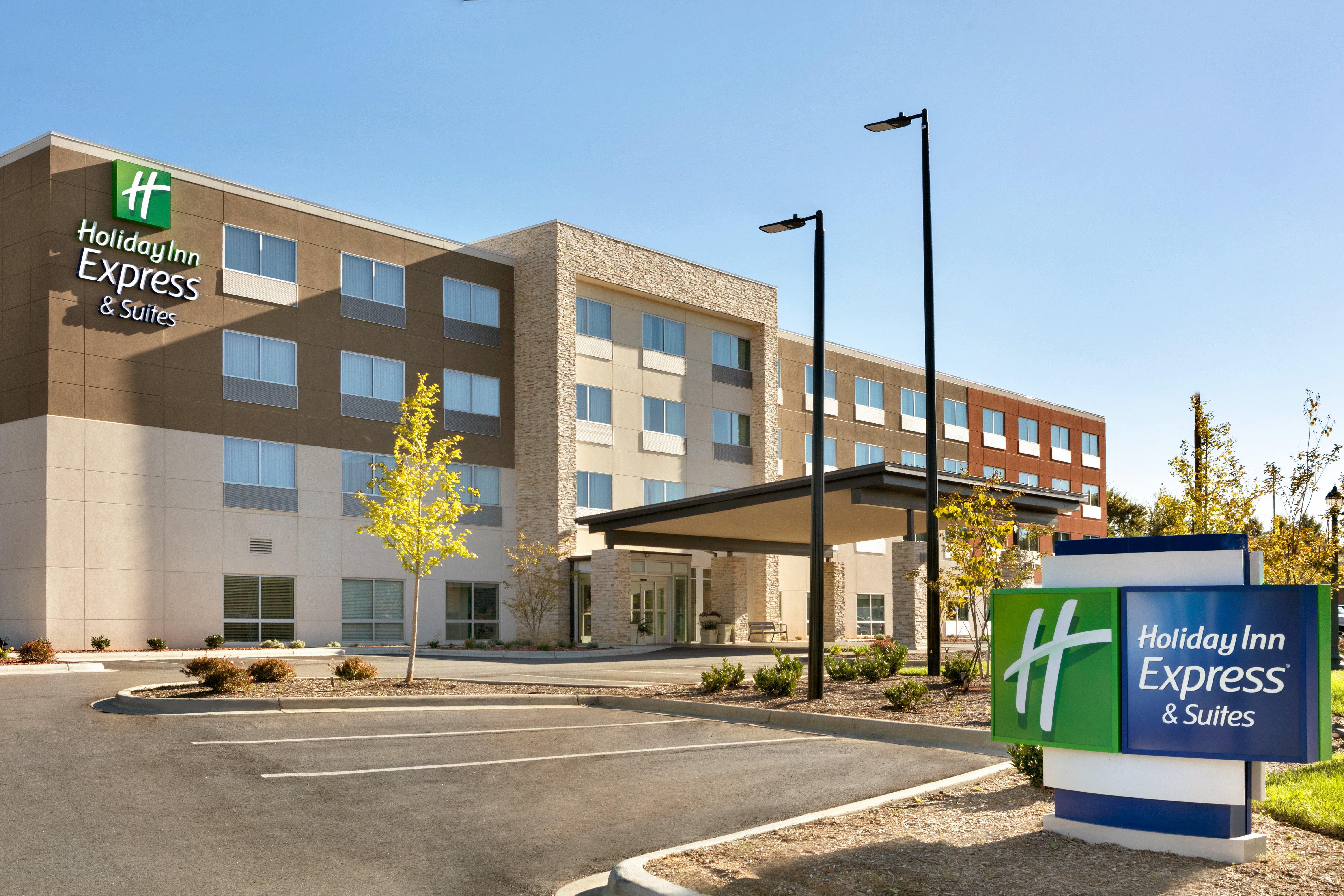 Holiday Inn Express & Suites Salisbury By Ihg Екстер'єр фото