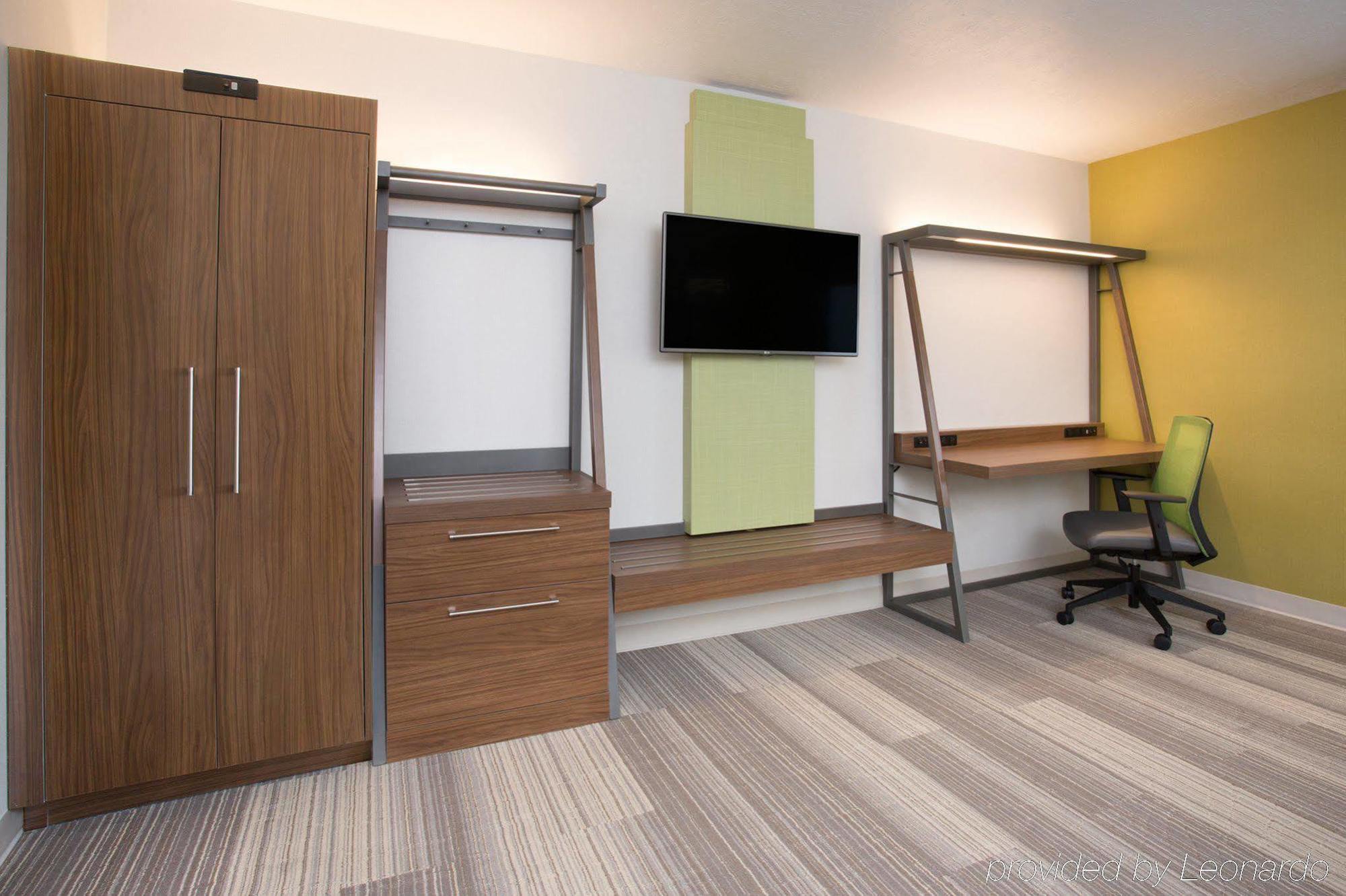 Holiday Inn Express & Suites Salisbury By Ihg Екстер'єр фото
